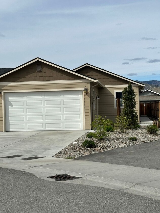 Foto principal - Dream Home in East Wenatchee!