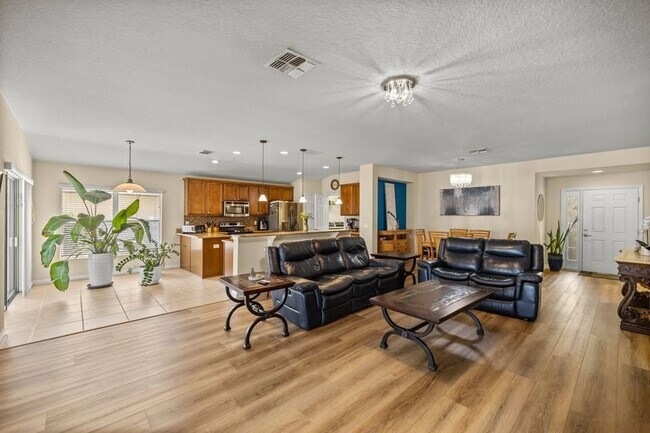 Foto del edificio - 4123 SW 46th Terrace