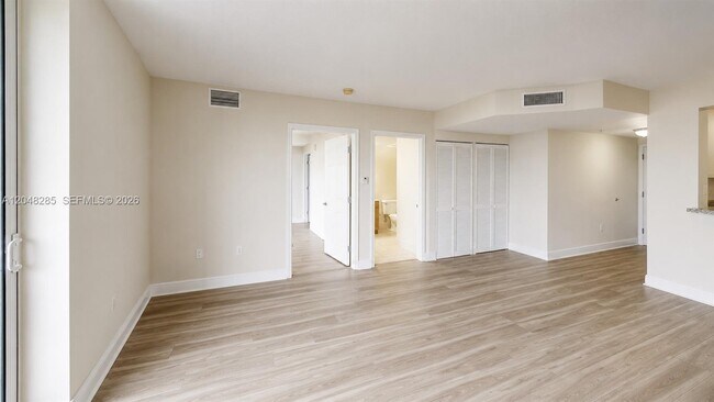Building Photo - 900 SW 8th St