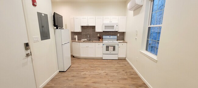 Foto del edificio - 401 W Norris St