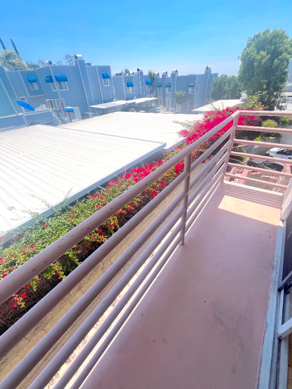 Foto del edificio - 3119 Foothill Blvd