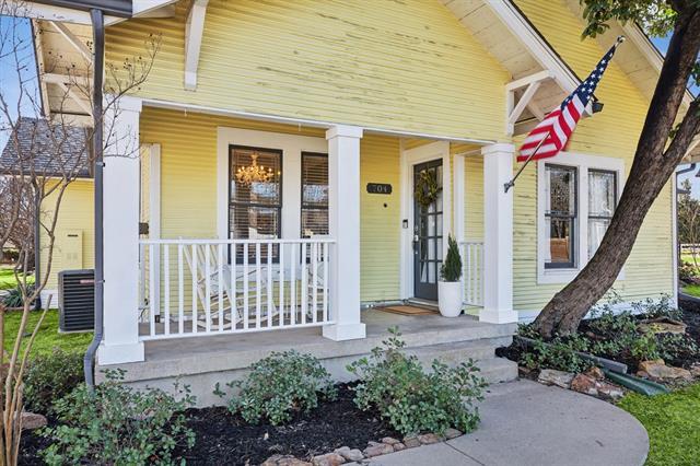 Foto del edificio - 704 Williams St