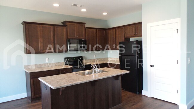 Foto del edificio - 14485 Griffin St