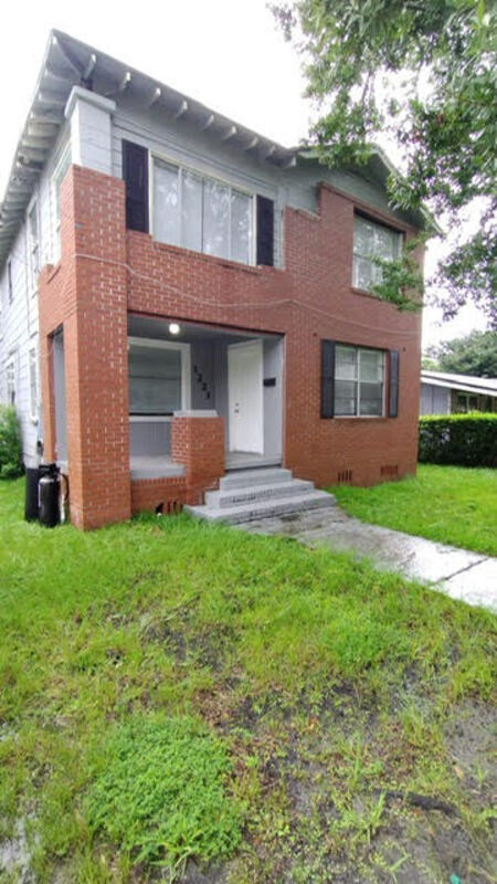 Primary Photo - 1221 W 12th St