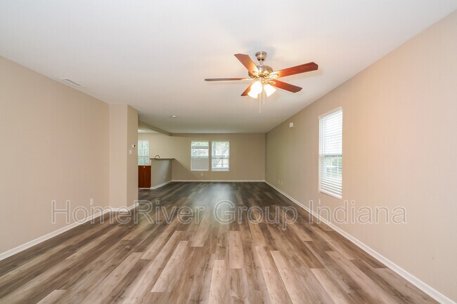 Building Photo - 975 Curlew Ln