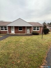 Building Photo - 21 Hartford Ave