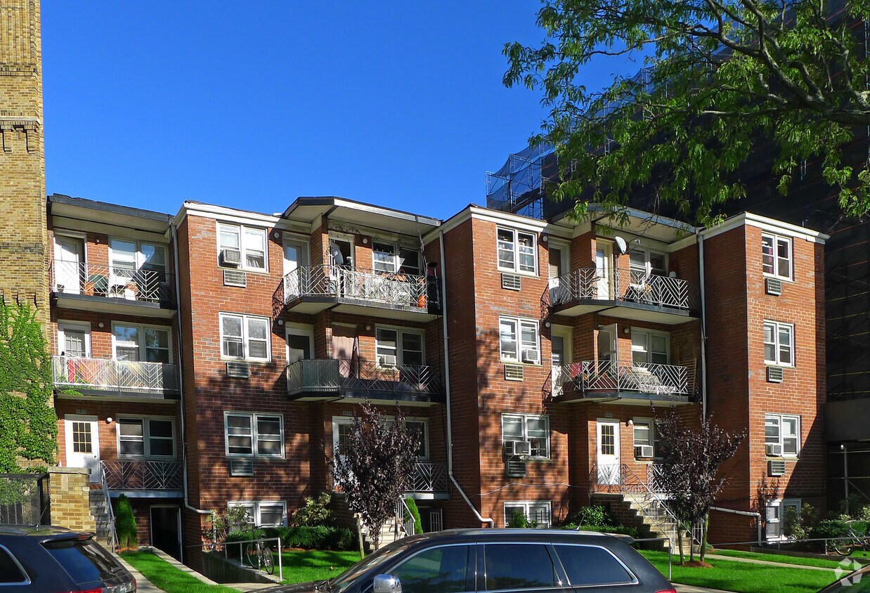 2955 Ocean Pky, Brooklyn, NY 11235 Apartments in Brooklyn, NY