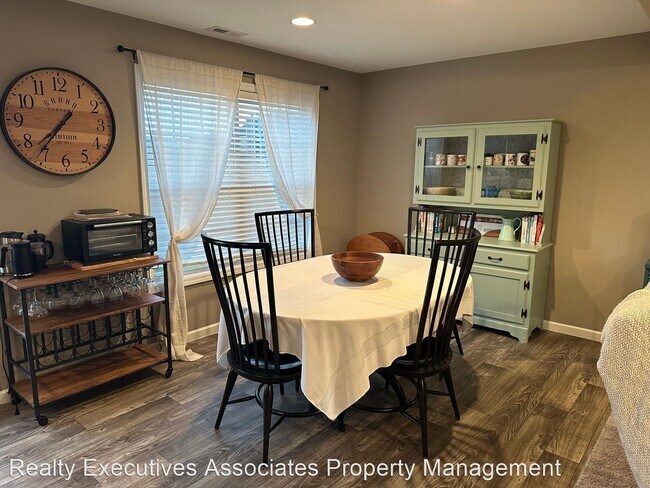 Foto del edificio - 3 br, 2.5 bath House - 3313 Song Sparrow D...