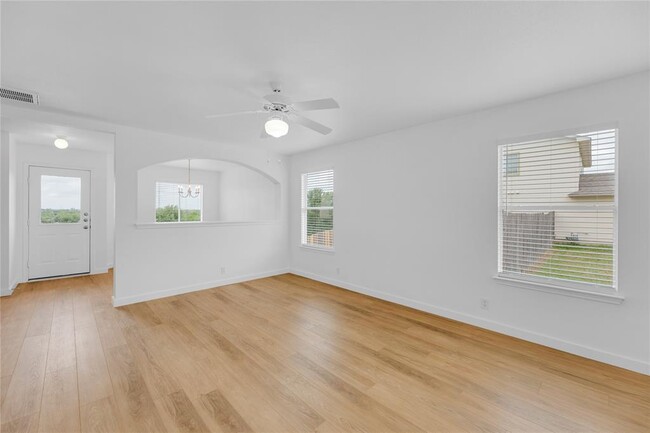 Foto del edificio - 15011 Mimebark Way