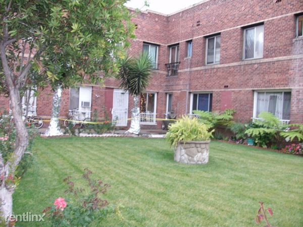 Foto principal - 2411 E Gage Ave