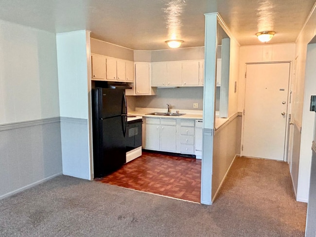 Building Photo - 1160 N Ogden St