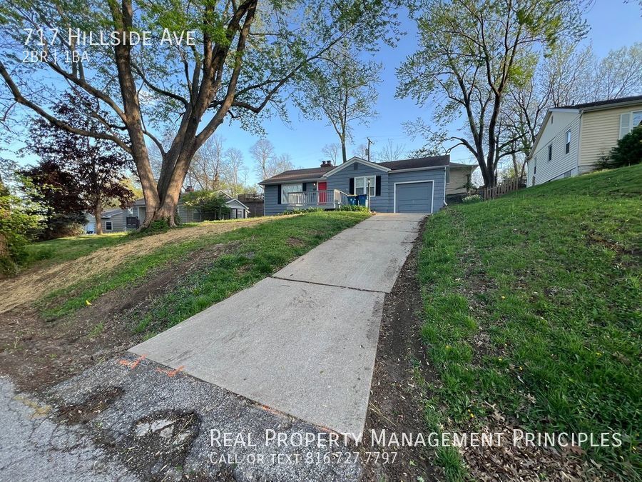 Primary Photo - Recently Renovated 2 Bedroom, 1 Bathroom H...