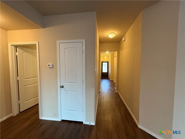 Building Photo - 2934 Field Ridge
