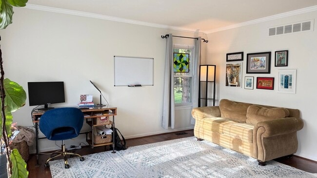 Photo - 44432 James Ct House