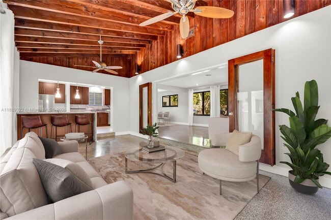 Foto del edificio - 454 NE 93rd St