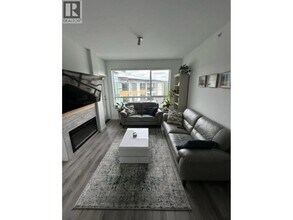 Building Photo - 11639-11227 227 St