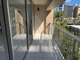Building Photo - 430 Keoniana St