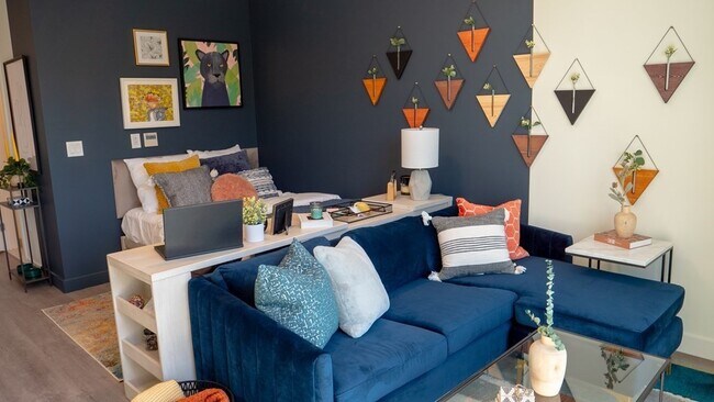 Foto del edificio - 348 Somerville Ave