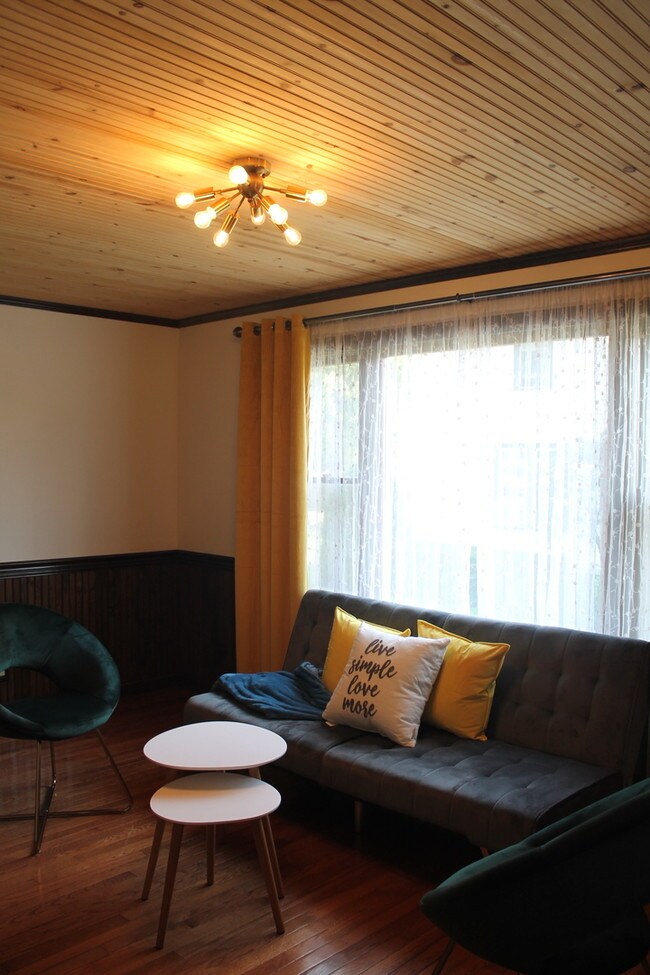 Foto del edificio - 23159 Prairie Rd