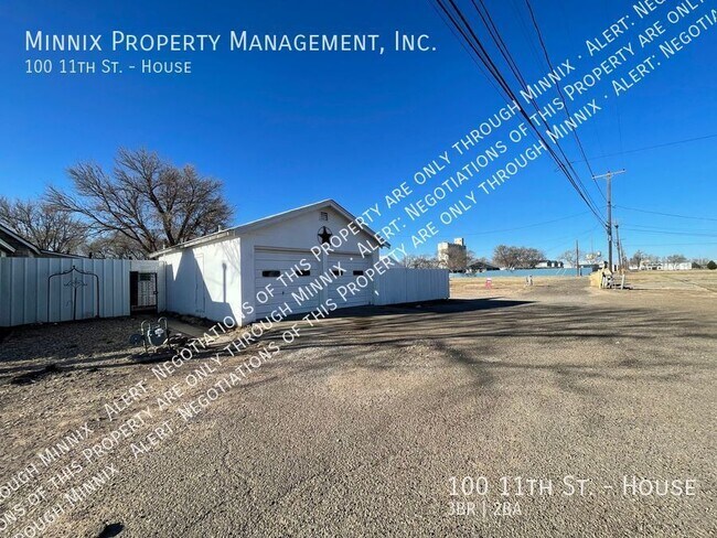 Building Photo - 100 11th St.