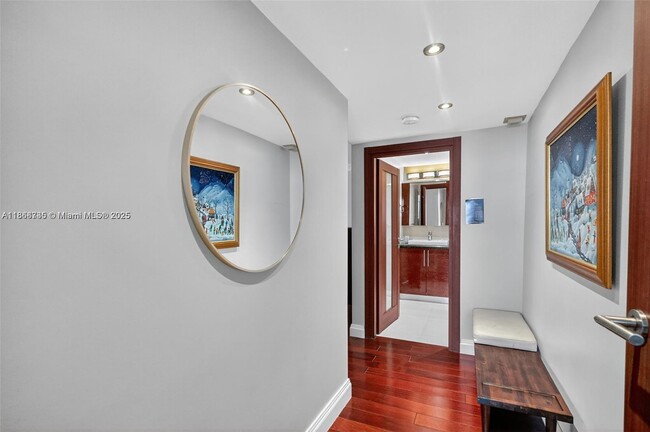 Building Photo - 9511 Collins Ave