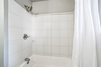 Building Photo - 610 S Belknap St