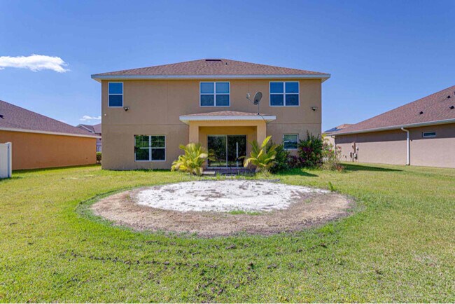 Foto del edificio - 2251 Waukegan Dr