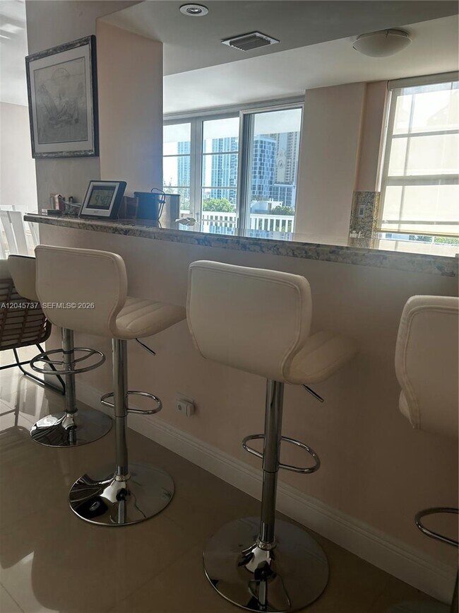 Foto del edificio - 231 174th St