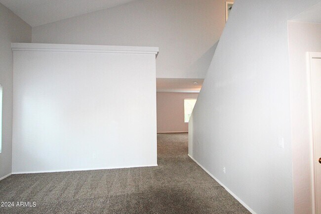 Foto del edificio - 3810 W Naomi Ln