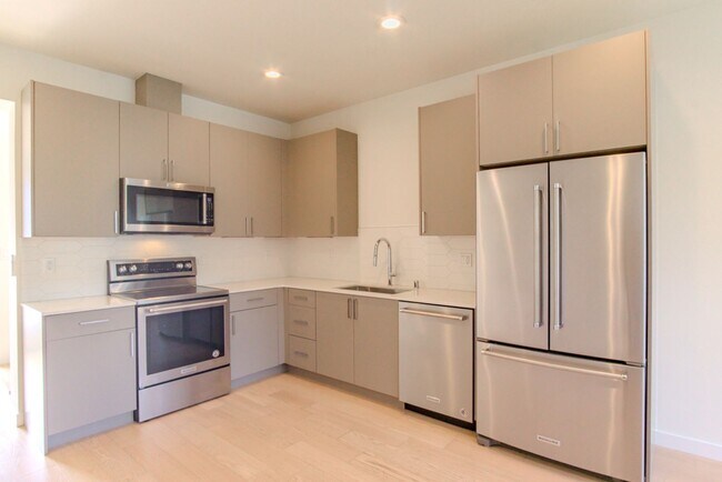Foto del edificio - 2513 13th Ave S