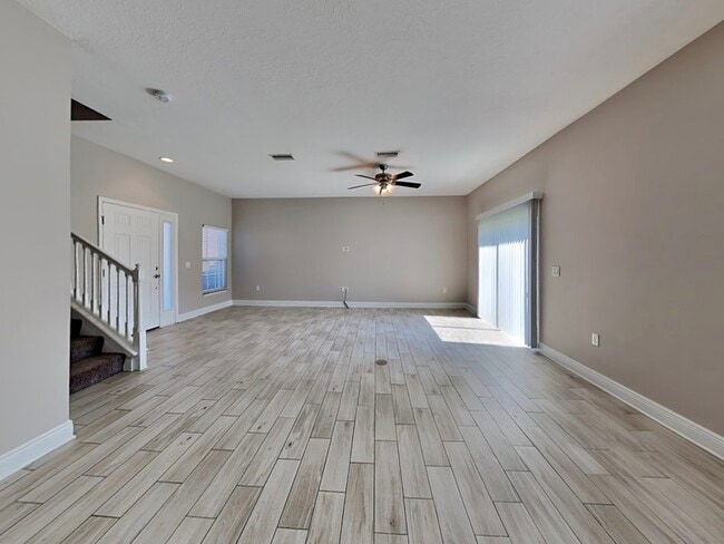 Building Photo - 1333 Salisbury Dr