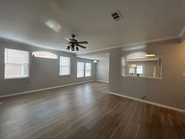 Building Photo - 3Bedroom/2Bath Home for Lease! Available Now!