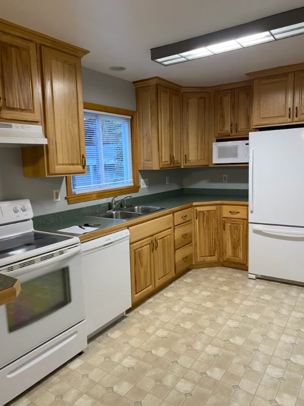 Foto del edificio - 174 Lakewood Dr