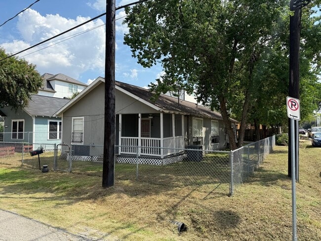 Building Photo - 5239 Kiam St