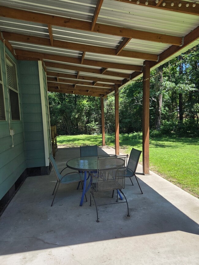 Building Photo - 4777 Holly Ln W