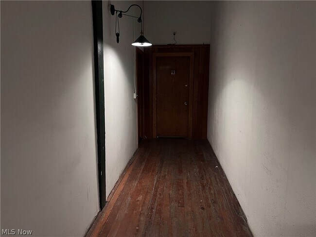 Foto del edificio - 1281 W 9th St