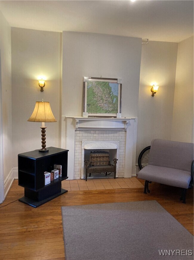 Foto del edificio - 44 N Pearl St