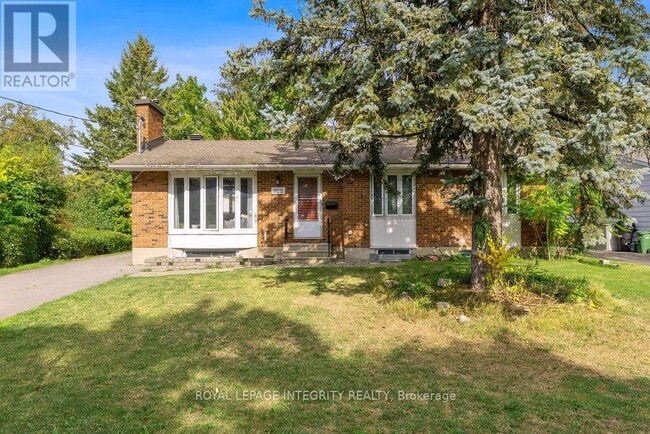 Building Photo - 1105 Falaise Rd