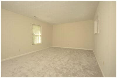 Building Photo - 71 Forest Hill Dr
