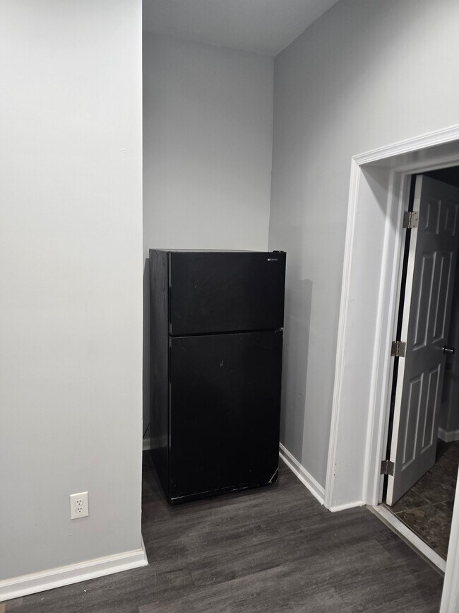 Foto del edificio - 342 N 52nd St