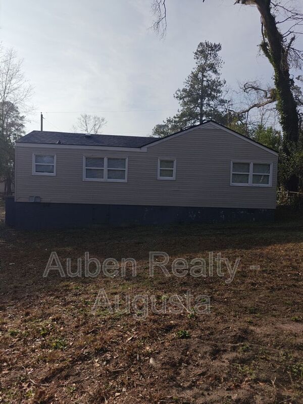 Foto del edificio - 2913 Hummingbird Ln