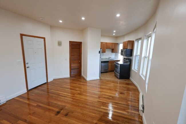 Foto del edificio - 1 Kenilworth St