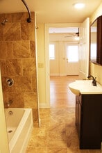 Building Photo - 153 N Winooski Ave