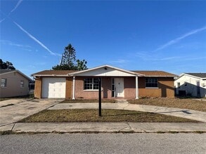 Building Photo - 3215 Bright Dr