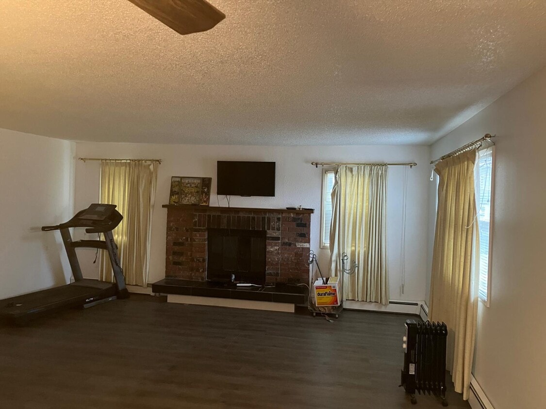 Foto principal - 521 Tyee Cir