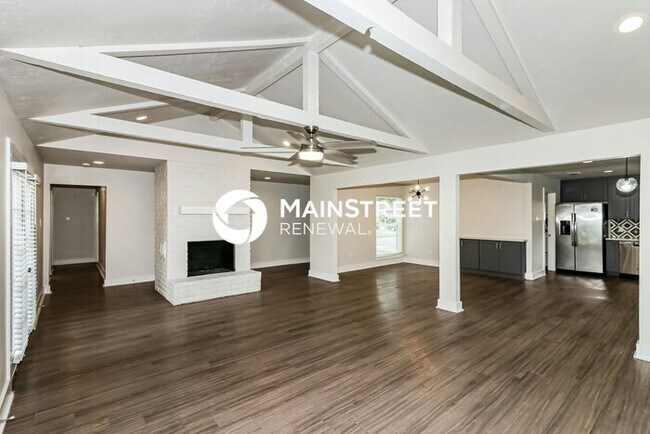 Foto del edificio - 3 Bedroom Pet-Friendly Home in Houston, TX with Main Street Renewal