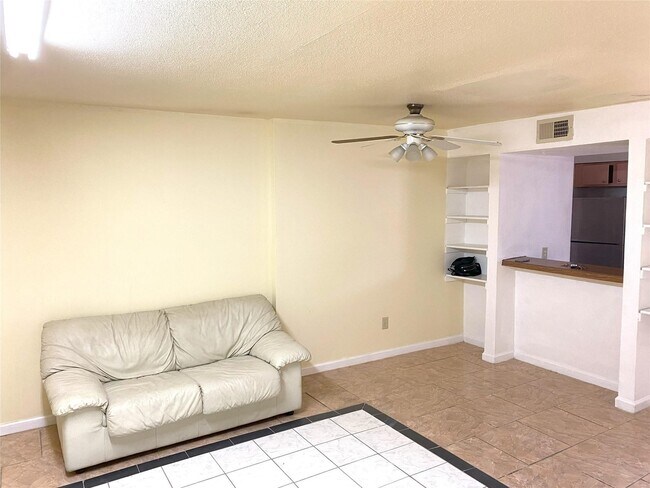 Foto del edificio - 7831 Fuqua St