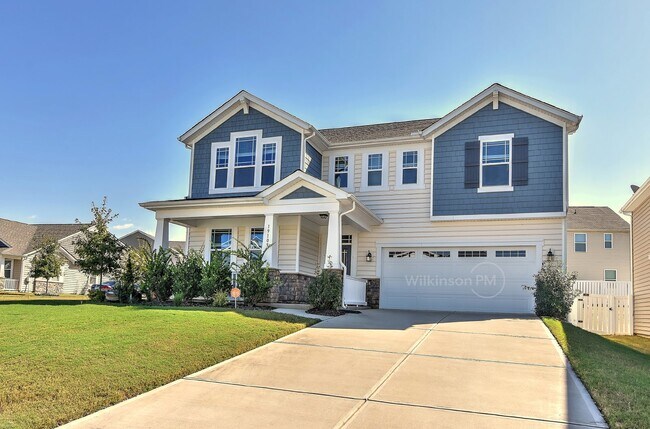 Building Photo - Stunning 5-Bedroom Home with 3 Full Baths.