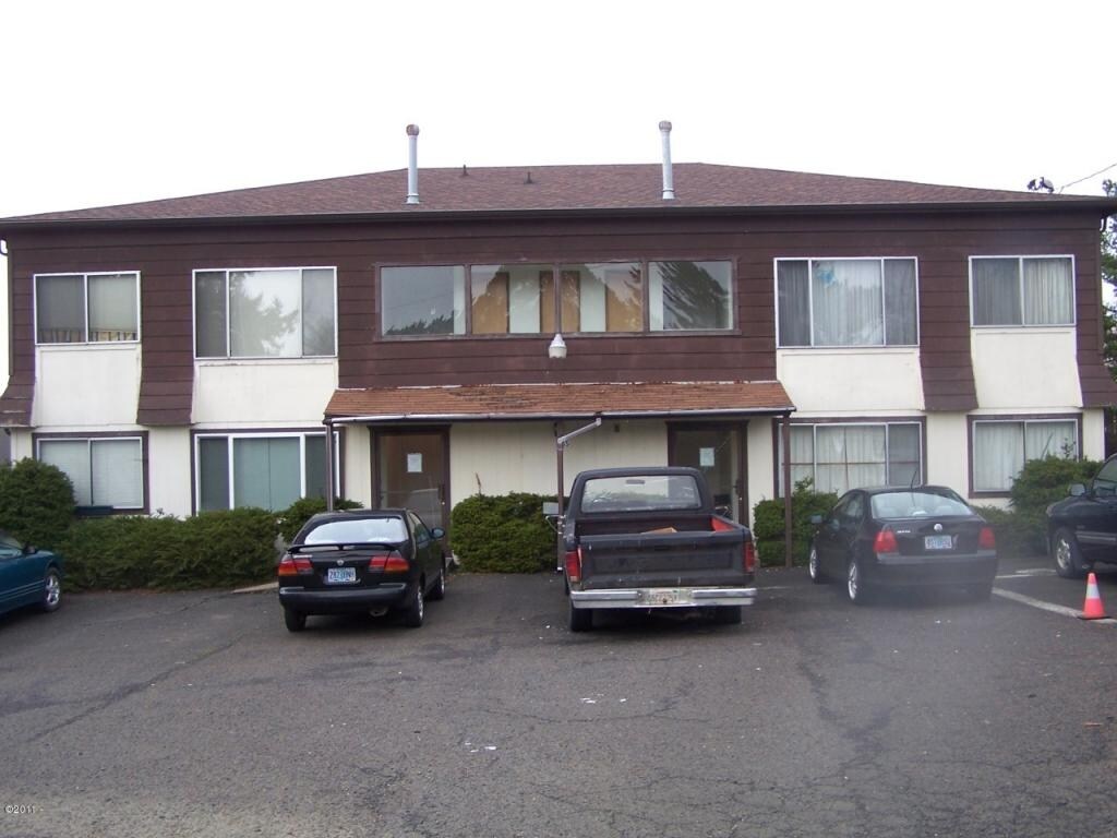 155 NE 17th Ct, Newport, OR 97365 Apartments in Newport, OR