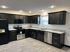 Building Photo - 1106 Chica Ln